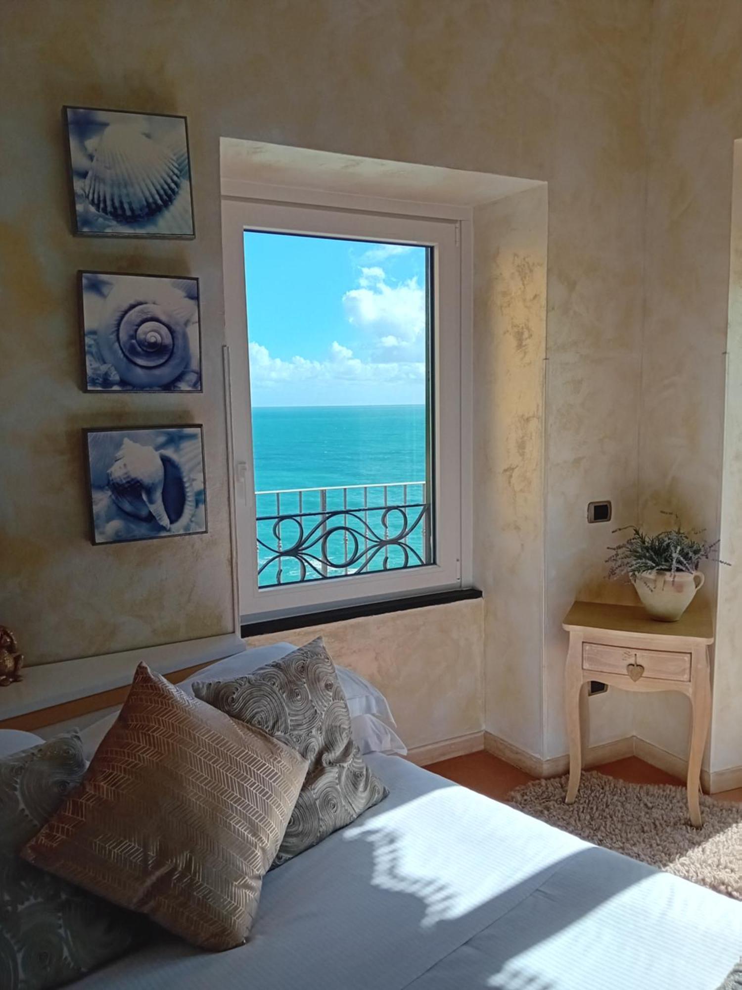 Alla Porta Rossa Manarola Exterior foto